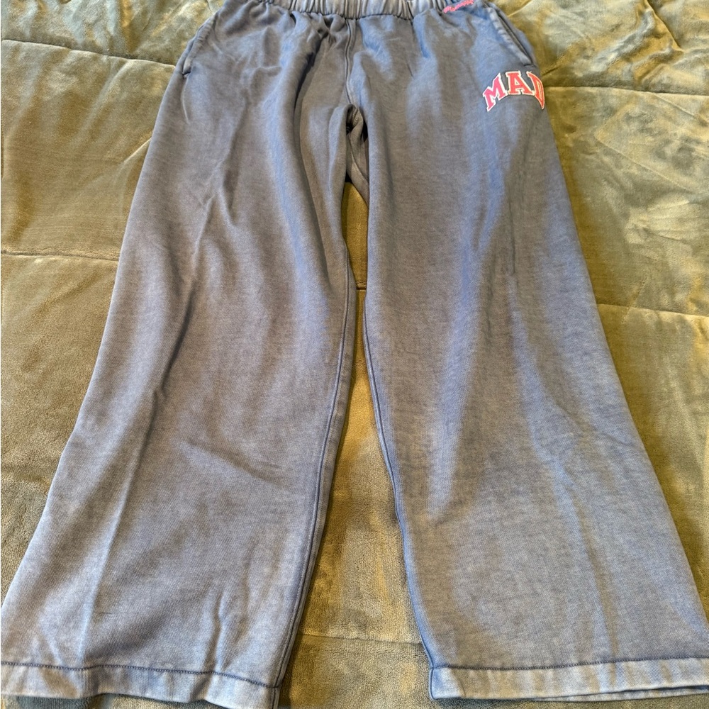 MADHAPPY x GAP Sweatpants